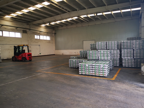 鋁錠、鋁液設(shè)備